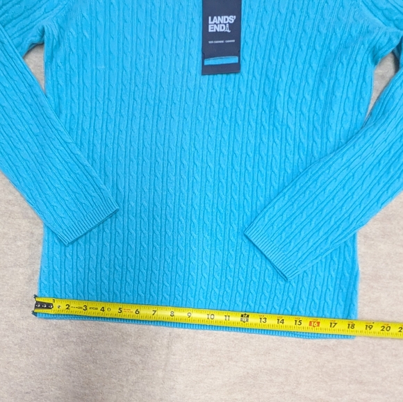 *NWT* Lands' End Cashmere Women's Blue Teal Cable Knit Sweater Size Medium - Picture 5 of 7